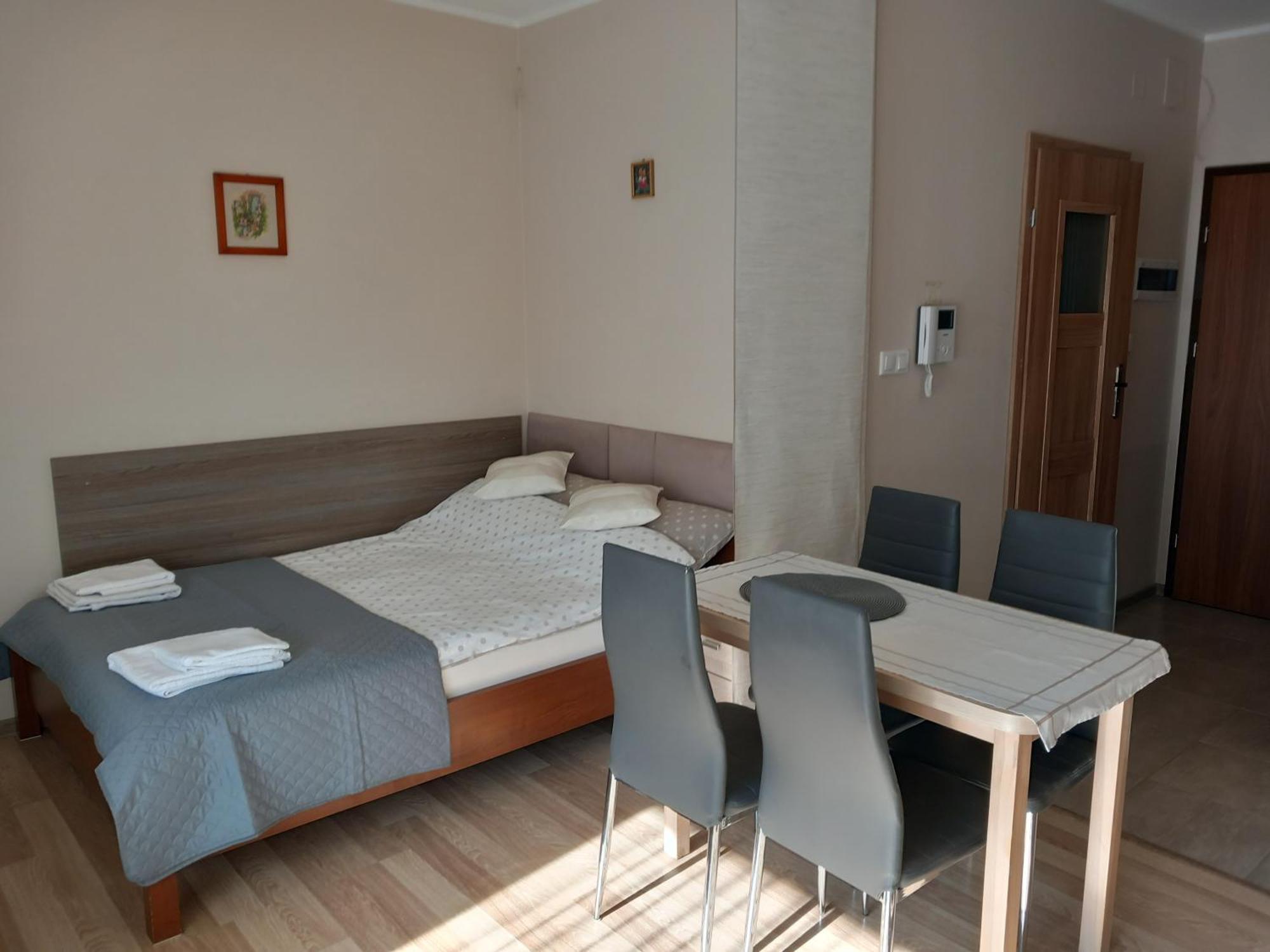 Apartament Jelenia Gora - Cieplice Luaran gambar