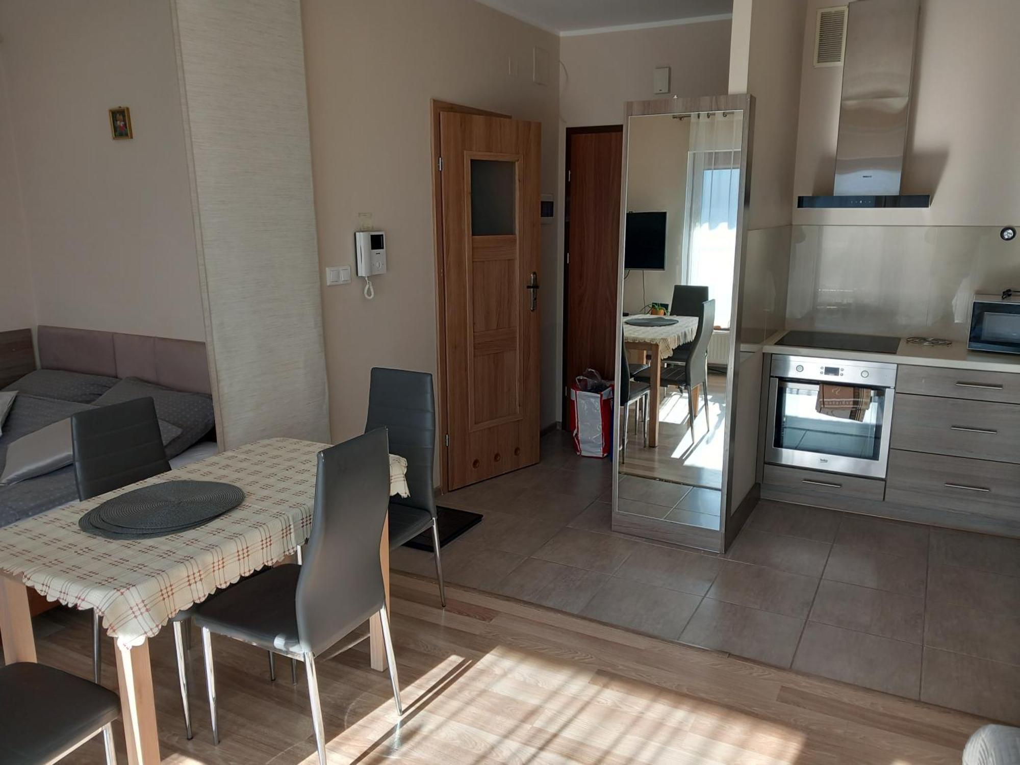 Apartament Jelenia Gora - Cieplice Luaran gambar